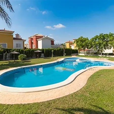 Nuevas Casas Entre Mar Y Montana Semesterbostad